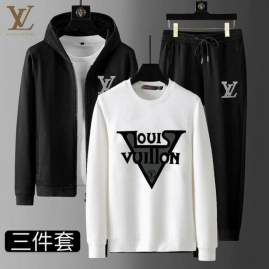 Picture of LV Sweater Suits _SKULVm-5xlkdt0840923